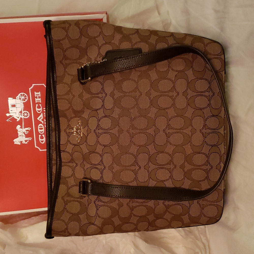 Coach Signature Tote
